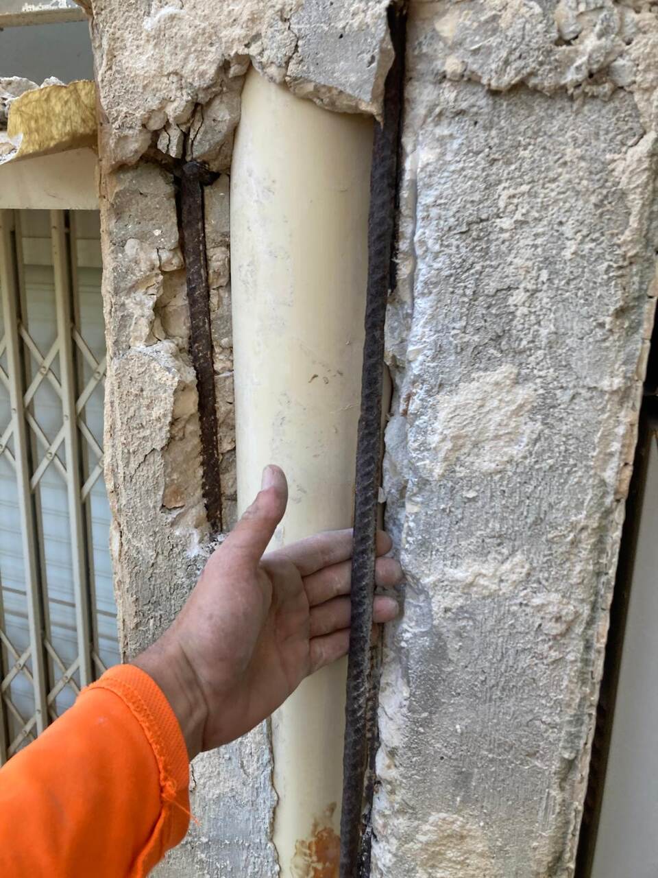 שחזור חזית ישנה עם טיח חדש ועמיד לאורך שנים